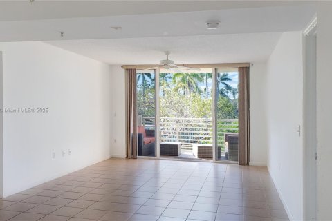 Condominio en alquiler en Hollywood, Florida, 2 dormitorios, 92.9 m2 № 1927204 - foto 4