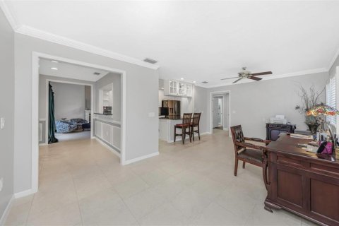 Villa ou maison à vendre à Wesley Chapel, Floride: 3 chambres, 246.38 m2 № 2220828 - photo 24