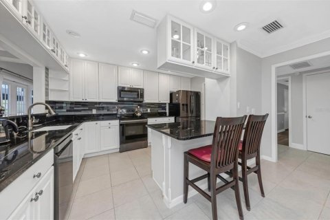 Villa ou maison à vendre à Wesley Chapel, Floride: 3 chambres, 246.38 m2 № 2220828 - photo 27