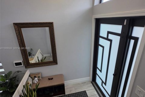 House in Pembroke Pines, Florida 3 bedrooms, 170.57 sq.m. № 2052089 - photo 4