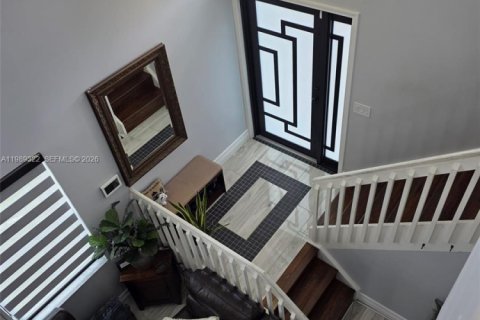 House in Pembroke Pines, Florida 3 bedrooms, 170.57 sq.m. № 2052089 - photo 6