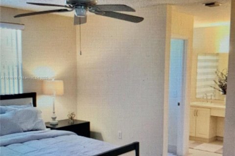 Villa ou maison à louer à Sunrise, Floride: 3 chambres, 151.24 m2 № 1966238 - photo 24