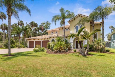 House in Flagler Beach, Florida 4 bedrooms, 376.63 sq.m. № 1759663 - photo 3