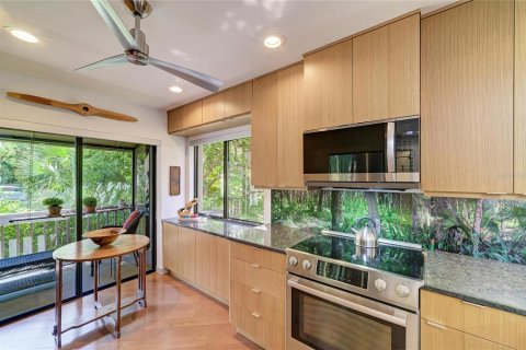 Condo in Sarasota, Florida, 2 bedrooms № 2431749 - photo 15