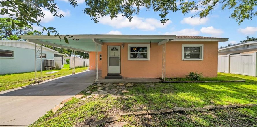 Casa en Saint Petersburg, Florida 1 dormitorio, 92.53 m2 № 1901057