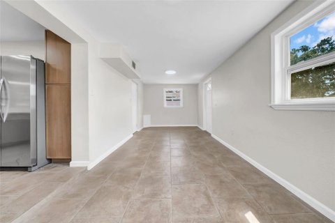 Casa en alquiler en Saint Petersburg, Florida, 1 dormitorio, 92.53 m2 № 1901057 - foto 6