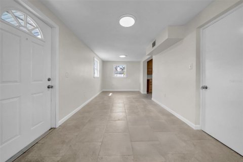 Casa en alquiler en Saint Petersburg, Florida, 1 dormitorio, 92.53 m2 № 1901057 - foto 7