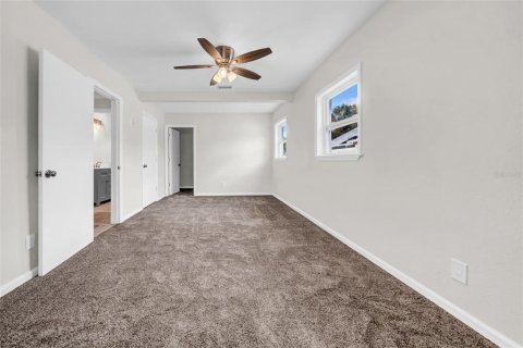 Casa en alquiler en Saint Petersburg, Florida, 1 dormitorio, 92.53 m2 № 1901057 - foto 9