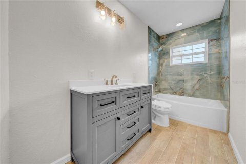 Casa en alquiler en Saint Petersburg, Florida, 1 dormitorio, 92.53 m2 № 1901057 - foto 12