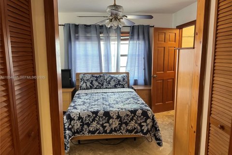 Propiedad comercial en alquiler en Miami, Florida, 1 dormitorio, 161.93 m2 № 1992913 - foto 7