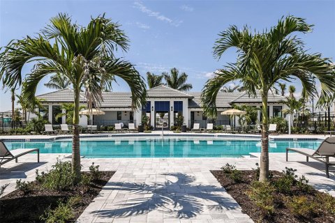 House in Lakewood Ranch, Florida 2 bedrooms, 134.89 sq.m. № 1591803 - photo 22
