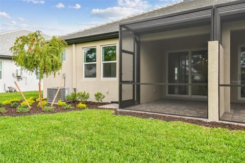 House in Lakewood Ranch, Florida 2 bedrooms, 134.89 sq.m. № 1591803 - photo 5