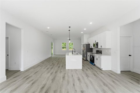 Villa ou maison à vendre à Dunnellon, Floride: 4 chambres, 176.14 m2 № 2138125 - photo 3