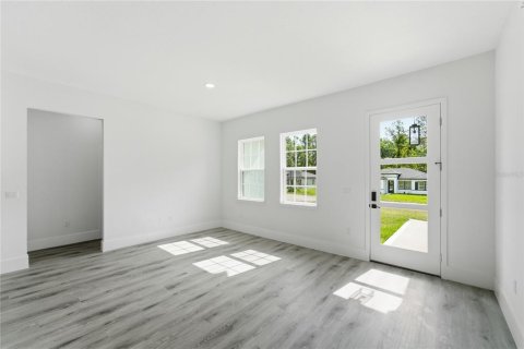 Villa ou maison à vendre à Dunnellon, Floride: 4 chambres, 176.14 m2 № 2138125 - photo 6