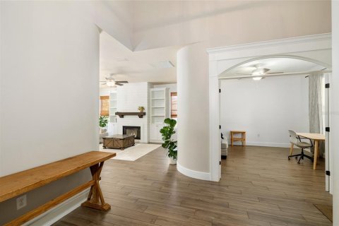 House in Fish Hawk, Florida 4 bedrooms, 232.81 sq.m. № 1913695 - photo 7