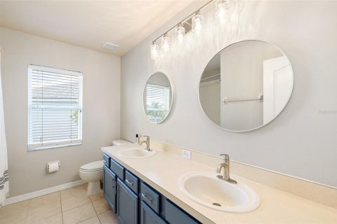House in Fish Hawk, Florida 4 bedrooms, 232.81 sq.m. № 1913695 - photo 30