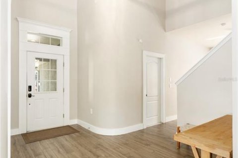 House in Fish Hawk, Florida 4 bedrooms, 232.81 sq.m. № 1913695 - photo 6