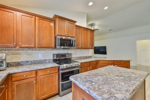 House in Riverview, Florida 4 bedrooms, 207.82 sq.m. № 1812703 - photo 29