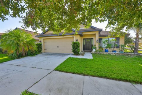 House in Riverview, Florida 4 bedrooms, 207.82 sq.m. № 1812703 - photo 2