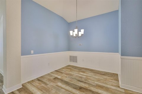 House in Riverview, Florida 4 bedrooms, 207.82 sq.m. № 1812703 - photo 16