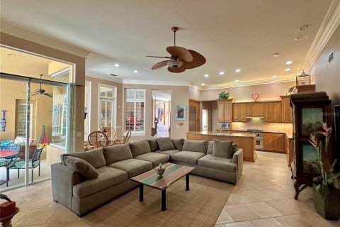 House in Tarpon Springs, Florida 5 bedrooms, 280.47 sq.m. № 1523937 - photo 30