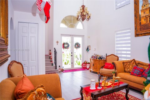Casa en venta en Miami Lakes, Florida, 5 dormitorios № 1984038 - foto 9