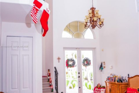 Casa en venta en Miami Lakes, Florida, 5 dormitorios № 1984038 - foto 8