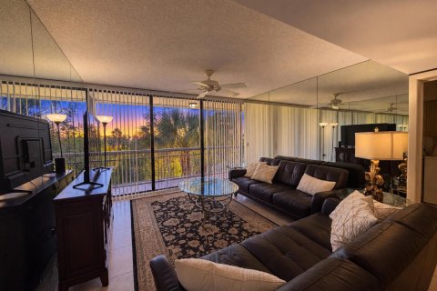 Copropriété à vendre à Boca Raton, Floride: 2 chambres, 128.67 m2 № 2411797 - photo 4