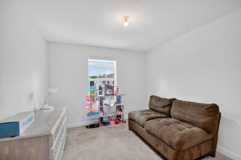 Townhouse in Lake Worth, Florida 4 bedrooms, 171.96 sq.m. № 2087561 - photo 23