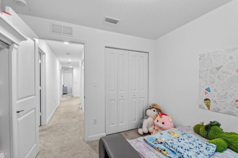 Townhouse in Lake Worth, Florida 4 bedrooms, 171.96 sq.m. № 2087561 - photo 20