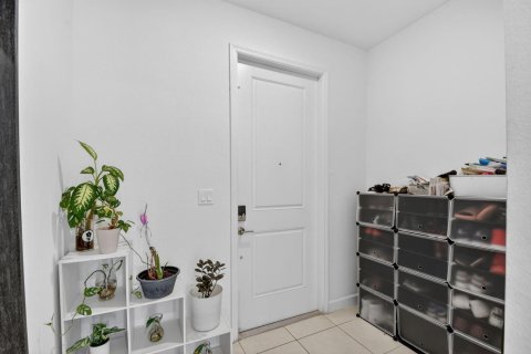 Townhouse in Lake Worth, Florida 4 bedrooms, 171.96 sq.m. № 2087561 - photo 5