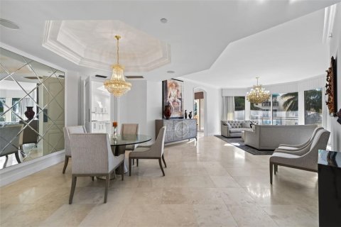 Copropriété à vendre à Longboat Key, Floride: 3 chambres, 353.03 m2 № 2411539 - photo 9