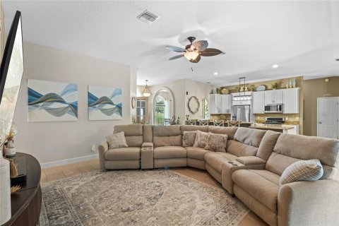 Villa ou maison à vendre à Clermont, Floride: 4 chambres, 239.04 m2 № 2210459 - photo 8
