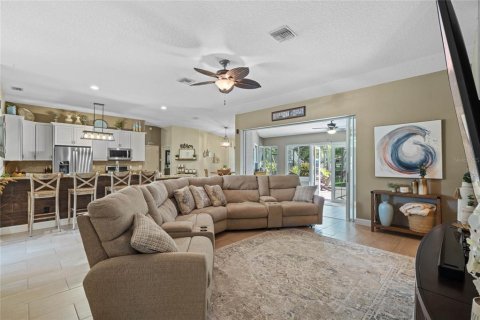 Villa ou maison à vendre à Clermont, Floride: 4 chambres, 239.04 m2 № 2210459 - photo 6