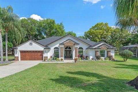Villa ou maison à vendre à Clermont, Floride: 4 chambres, 239.04 m2 № 2210459 - photo 2