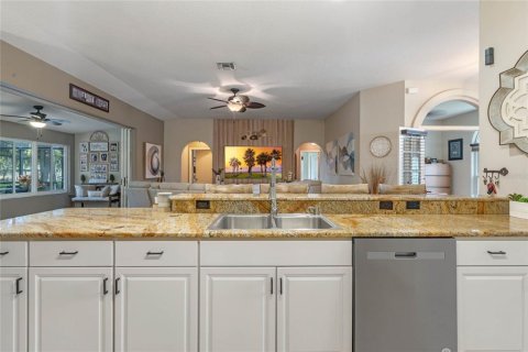 Villa ou maison à vendre à Clermont, Floride: 4 chambres, 239.04 m2 № 2210459 - photo 15