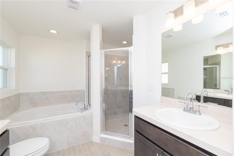 House in Frostproof, Florida 3 bedrooms, 117.61 sq.m. № 1718368 - photo 13