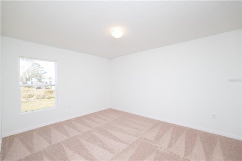 House in Frostproof, Florida 3 bedrooms, 117.61 sq.m. № 1718368 - photo 11