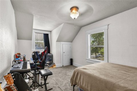 House in Saint Petersburg, Florida 3 bedrooms, 104.05 sq.m. № 1751495 - photo 30