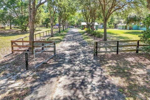Casa en venta en Ocklawaha, Florida, 3 dormitorios, 179.77 m2 № 2110186 - foto 12