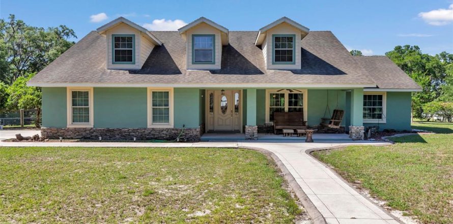 Casa en Ocklawaha, Florida 3 dormitorios, 179.77 m2 № 2110186