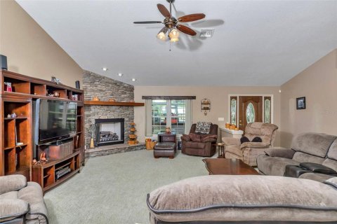 Casa en venta en Ocklawaha, Florida, 3 dormitorios, 179.77 m2 № 2110186 - foto 28