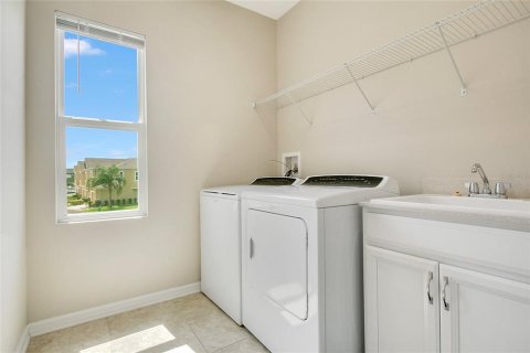 Townhouse in Clermont, Florida 3 bedrooms, 180.6 sq.m. № 1847287 - photo 26