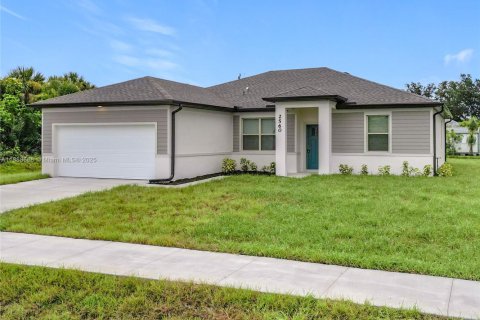 Купить виллу или дом в Норт-Порт, Флорида 4 спальни, 168.15м2, № 1942452 - фото 1