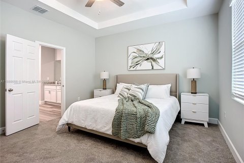 Купить виллу или дом в Норт-Порт, Флорида 4 спальни, 168.15м2, № 1942452 - фото 14