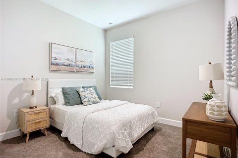 Купить виллу или дом в Норт-Порт, Флорида 4 спальни, 168.15м2, № 1942452 - фото 11