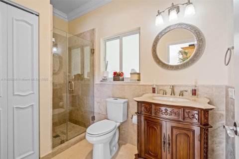 Casa en venta en Pinecrest, Florida, 7 dormitorios, 475.1 m2 № 1818474 - foto 25