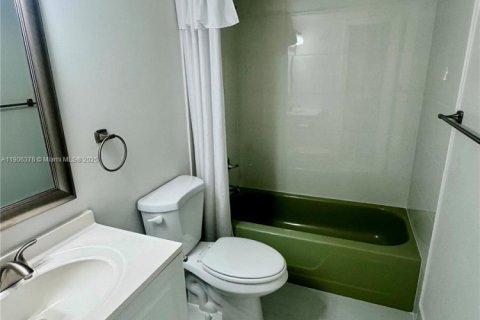 Copropriété à vendre à Margate, Floride: 2 chambres, 91.97 m2 № 1963183 - photo 5