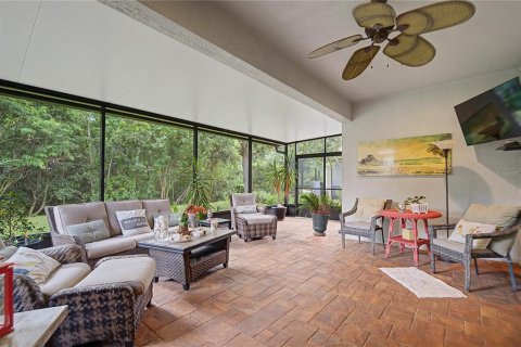 House in San Antonio, Florida 3 bedrooms, 183.3 sq.m. № 2312980 - photo 10