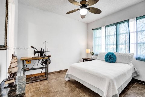 Copropriété à vendre à Hallandale Beach, Floride: 2 chambres, 97.55 m2 № 2090469 - photo 13